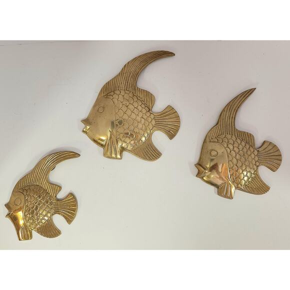 Vintage Brass Angelfish Wall Hangings Set of 3 – Nautical Coastal Decor - Picture 2 of 6